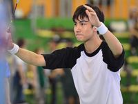 Aksi Changmin TVXQ Main Badminton