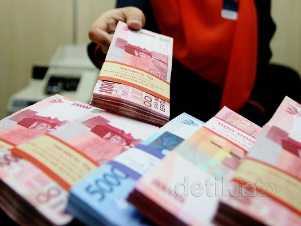 Rupiah Kian Melemah