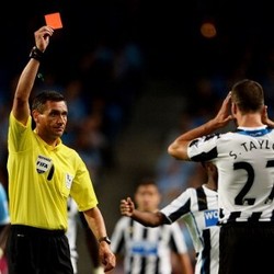 Kartu Merah Bikin Buyar Newcastle