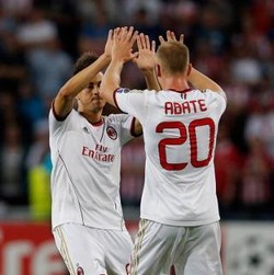 Sesalkan Hasil Imbang, Allegri Sebut Milan & PSV Punya Kans Sama