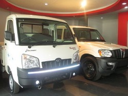 Mahindra Pilih Jual Mobil Mesin Diesel 