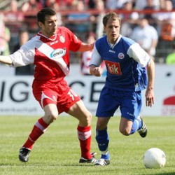 Jurang Antara Barat dan Timur Sepakbola Jerman