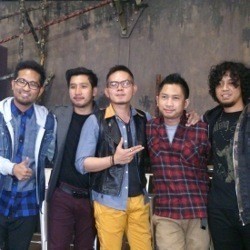 Vakum 3 Tahun, Samsons Siap Rilis Album Sebulan Lagi