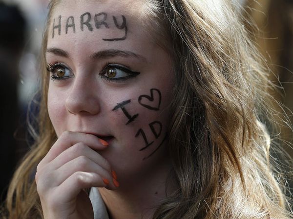 70 Ribu Fans Histeris di Premiere Film One Direction