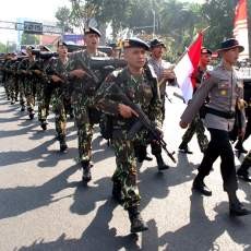 Napak Tilas Sejarah Polri, Brimob Jalan Kaki Sabang-Merauke