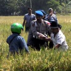 Eksekusi Lahan Tol Trans Jawa Ricuh, 7 Warga Diamankan