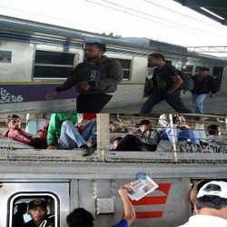 Penerapan e-Ticket, Peron Steril dan Ganti Gerbong: Atapers Hilang