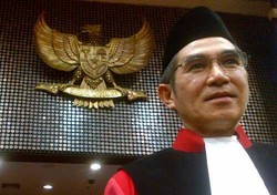 Hamdan Zoelva Resmi Jadi Wakil Ketua MK