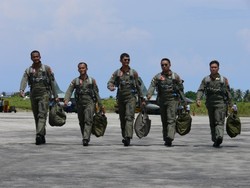  Jadi Selebriti di Landasan Pacu Udara