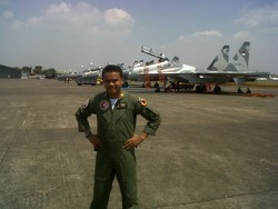  Baru Berusia 25 Tahun, Arthur Jadi Pilot Tempur Sukhoi Termuda 