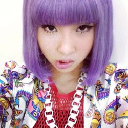 Minzy 2NE1 Lulus Ujian Kesetaraan SMA