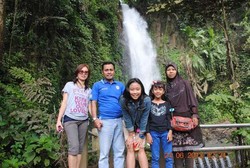 Akhir Pekan ke Malang, Datangi Air Terjun Grojogan Sewu yang Cantik