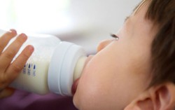 Dibanding Susu Formula, Susu Sapi Ternyata Lebih Murah dan Sehat untuk Anak
