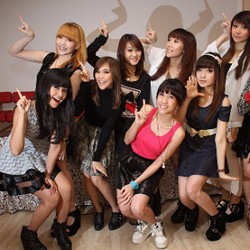 Jerawat Bisa Bikin Personel Cherry Belle Panik Setengah Mati