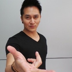 Hii.. Demian Akan Panggil Jelangkung dan Kuntilanak Sekaligus