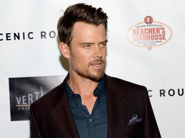 Gaya Necis Josh Duhamel