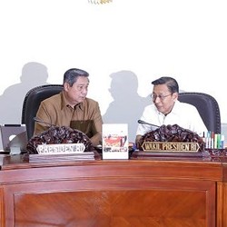 Boediono: Jangan Sebut Rupiah Melemah, Tapi Dolar Menguat ke Semua Mata Uang