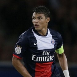 Thiago Silva Teken Kontrak Baru