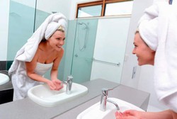 Wanita Paling Pede dengan Tubuhnya Saat Telanjang pada Usia 34 Tahun