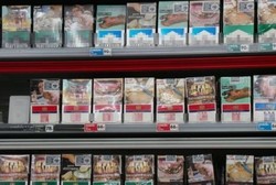 Ini Peringatan Bergambar di Bungkus Rokok Thailand, Bagaimana Indonesia?