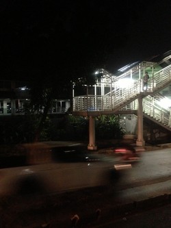 Hiii! Ada Pria Tukang Pamer Alat Kelamin di Halte TransJ Buncit Raya