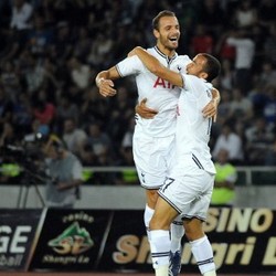 Spurs Tundukkan Tbilisi 5-0