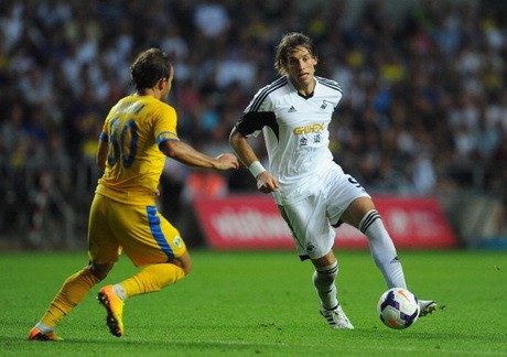 Swansea Raih Kemenangan Telak 