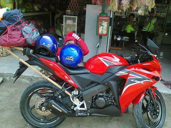 Honda CBR Overload