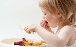 Wortel Rebus dan Kacang Bisa Jadi Camilan Bernutrisi Buat si Kecil