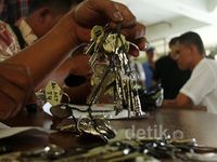 Pembagian Kunci Kios Blok G Tanah Abang