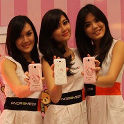 Ponsel Hello Kitty Tampil Imut