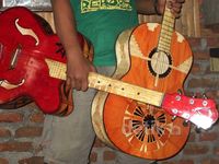 Gitar dari Stik Es Krim