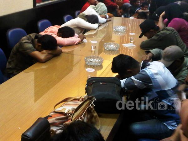 77 Calon TKI Ilegal Diamankan di Bandara Juanda