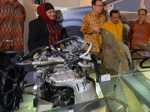 Astra Gandeng 7.856 UKM