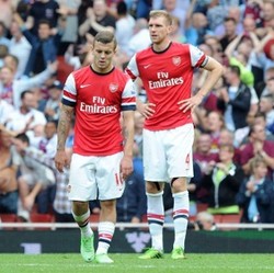 Misi Arsenal Menghindari Terulangnya Catatan 21 Tahun Lalu