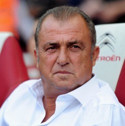 Latih Timnas Turki Lagi, Terim Juga Tetap Tangani Galatasaray