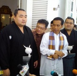 Kejuaraan Sumo Siap Dihelat, Jokowi Berencana Nonton Langsung