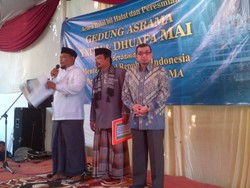 Mensos Salim Segaf Blusukan ke Kampung Pemulung di Cilandak