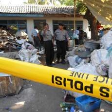 Juragan Barang Rongsokan Bersimbah Darah Dibacok Pria Tak Dikenal