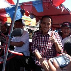 Jokowi Sebut Pasangan Jempol Paling Merakyat