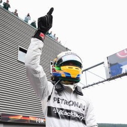 Ungguli Duo Red Bull, Hamilton Rebut Pole