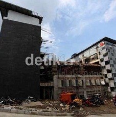 Koalisi Protes Laporan Audit Hambalang Diberikan ke DPR