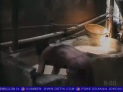 Perajin Tempe Berhenti Produksi