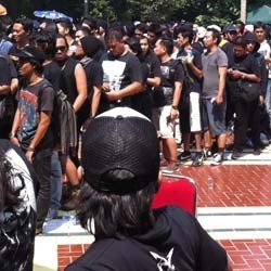 Dari Palembang ke Singapura, Lalu ke Jakarta Demi Metallica