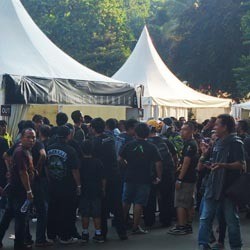 Metalheads Serbu Merchandise Resmi Metallica