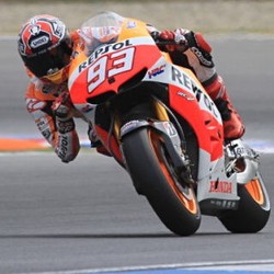 Marquez Kembali Kalahkan Pedrosa dan Lorenzo