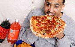 Kurang Tidur Bisa Picu Makan Junk Food Lebih Banyak