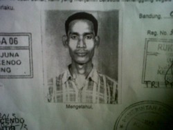 Simpan Ribuan Amunisi di Bandung, Sosok Aris Misterius