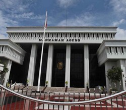 Lepaskan Koruptor Rp 369 Miliar, MA Jadikan Timan Bak Pahlawan