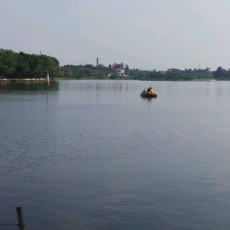 Nyam nyam... Seruput.... Serunya Berwisata di Situ Babakan